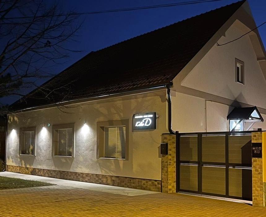 Kollar D Guest House - Prenociste Rooms Subotica Eksteriør bilde