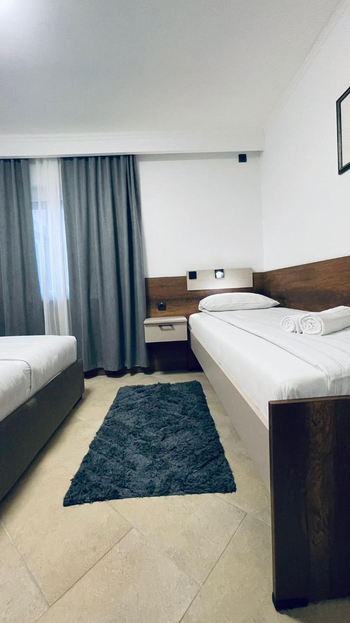 Kollar D Guest House - Prenociste Rooms Subotica Eksteriør bilde