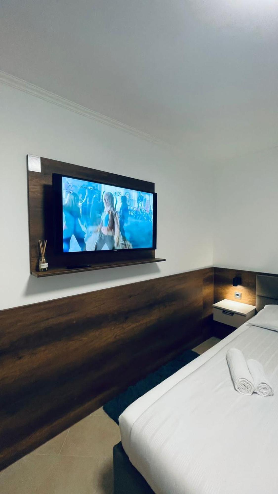 Kollar D Guest House - Prenociste Rooms Subotica Eksteriør bilde