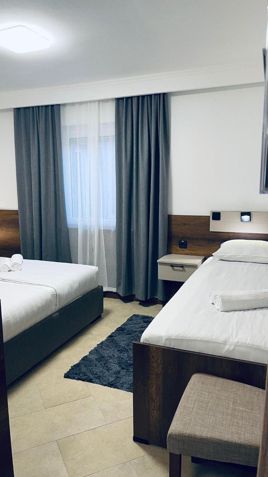 Kollar D Guest House - Prenociste Rooms Subotica Eksteriør bilde