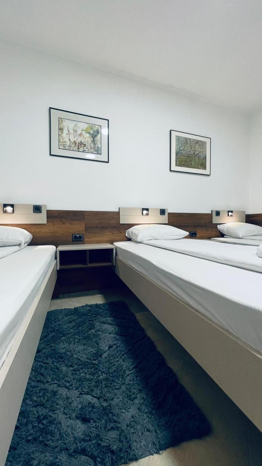 Kollar D Guest House - Prenociste Rooms Subotica Eksteriør bilde