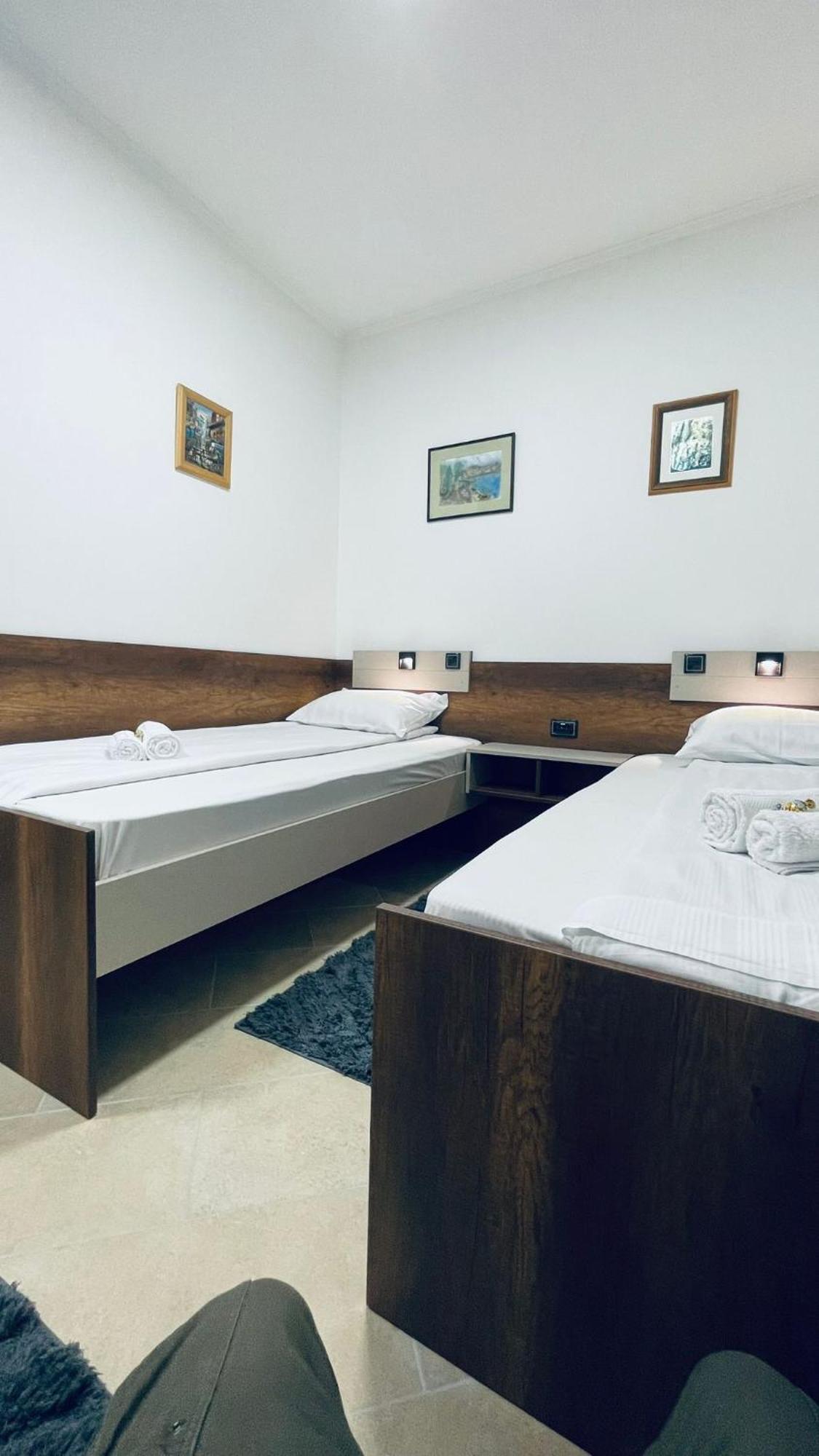 Kollar D Guest House - Prenociste Rooms Subotica Eksteriør bilde
