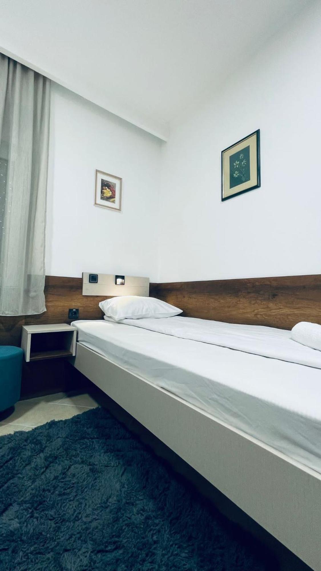Kollar D Guest House - Prenociste Rooms Subotica Eksteriør bilde