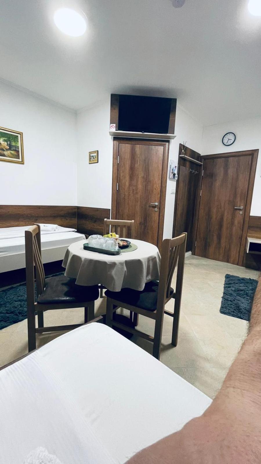 Kollar D Guest House - Prenociste Rooms Subotica Eksteriør bilde