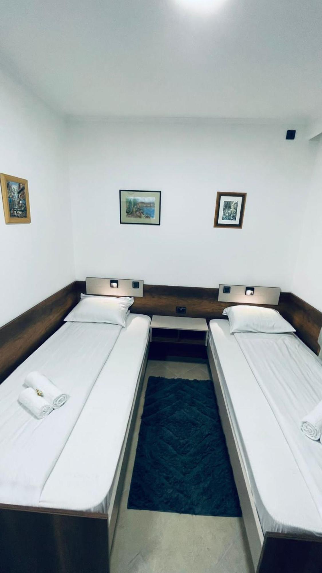 Kollar D Guest House - Prenociste Rooms Subotica Eksteriør bilde
